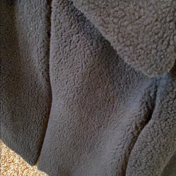 Two Arrows Zip up Jacket - Picture 3 of 7